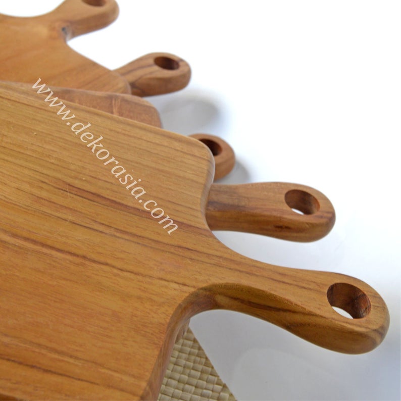 Wooden Antique Teak Cutting Board with Handle, Wood Cutting Board - Image 4